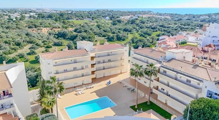 Wonderful holiday apartment with pool | Pet-friendly in Albufeira