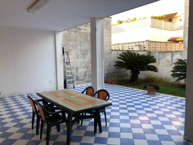 Family-friendly nice rental apartment with barbecue & yard | Garden view | Beach nearby | Dogs allowed — photo 3