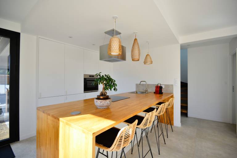 Fully equipped pleasant villa with yard, terrace & barbecue | Next to the beach | Perfect for remote work | Pets allowed — photo 5