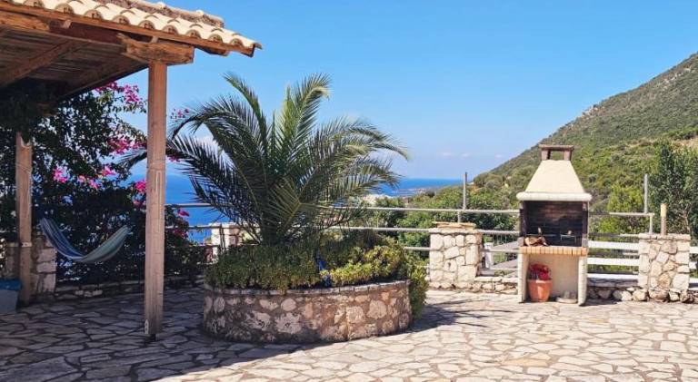 Fully equipped villa with terrace, private pool & garden | Pets allowed — photo 4