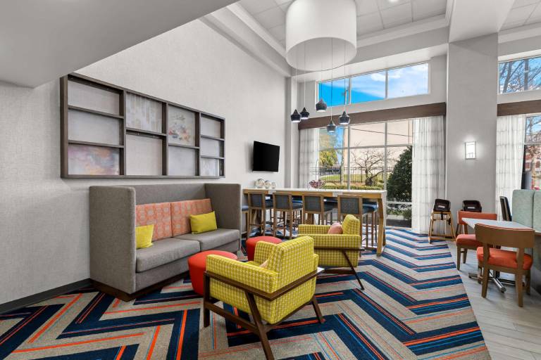 Hampton Inn & Suites Charlotte-Airport — photo 2