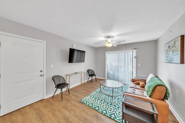 Apartment  New Albany