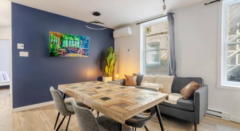 Holiday apartment with 2 rooms for 5 persons in Montréal, QC