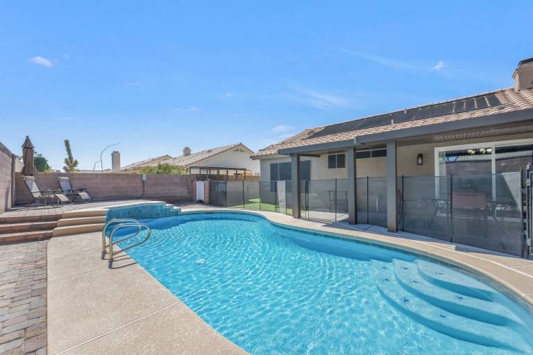 Hus  North Las Vegas