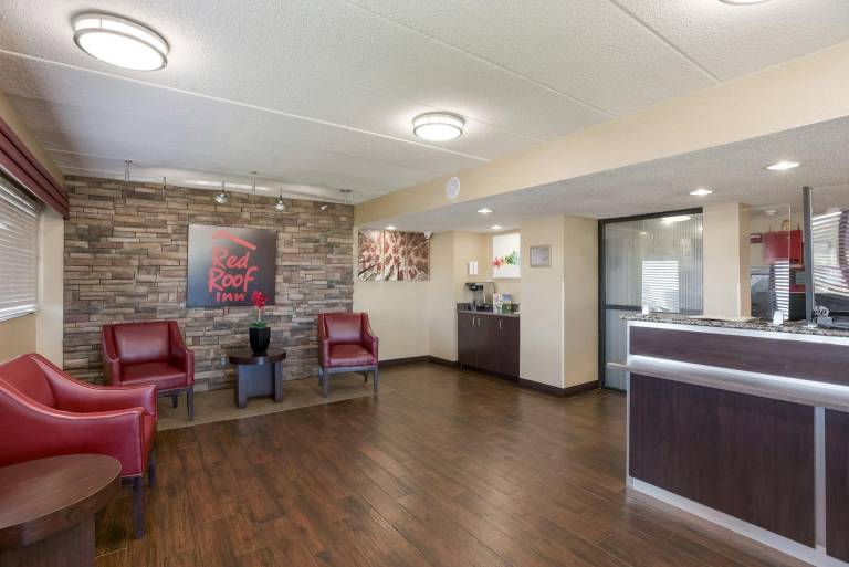 Red Roof Inn Philadelphia - Trevose — photo 3