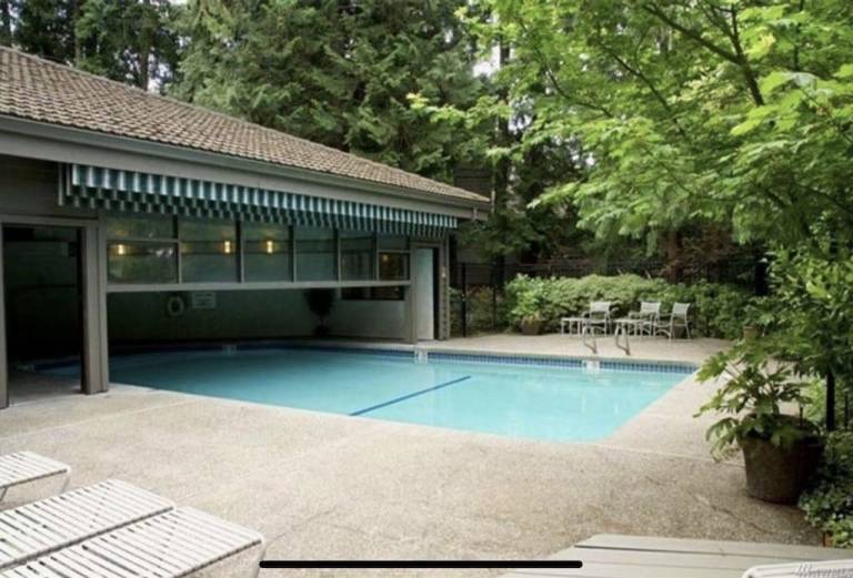 Condo  Bellevue