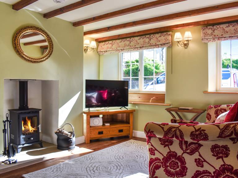 Family-oriented cottage with garden | Pets allowed in Newbridge