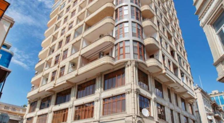 Rental apartment with terrace | Near Nizami Street | Dogs allowed — photo 2