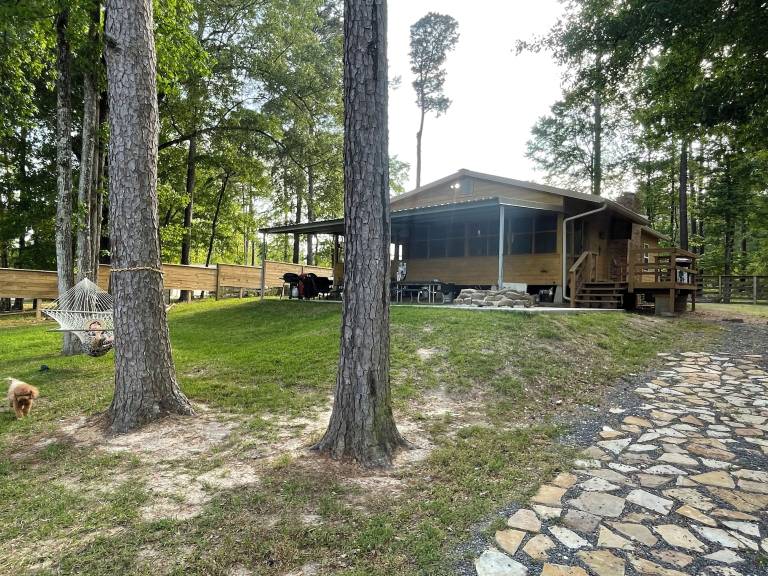 Cabin Many