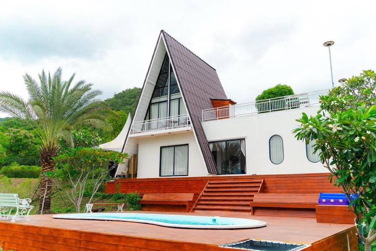 Bungalow with barbecue & pool in Kanchanaburi