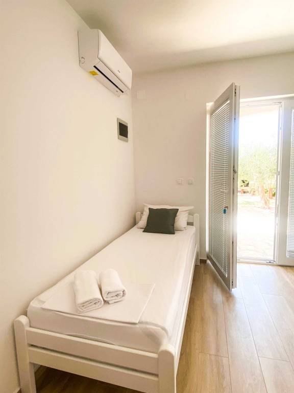 Children-friendly beautiful rental apartment with yard, terrace & barbecue | City view | Pet-friendly — photo 5