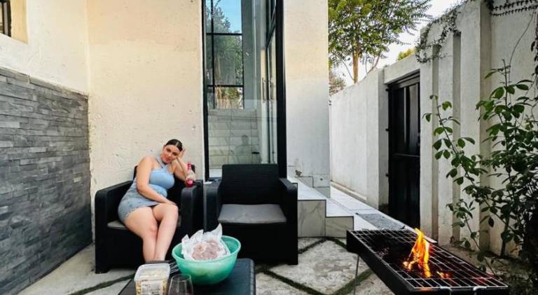 Stay In Carlazo Unlimited WiFi Solar backup