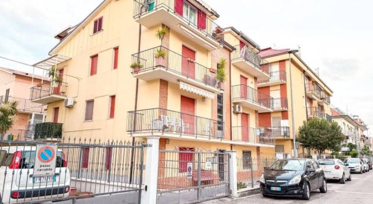 Apartment with 2 rooms for 5 persons — photo 3