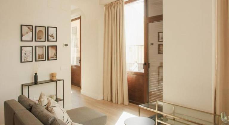 Apartment with 2 rooms for 6 persons — photo 2