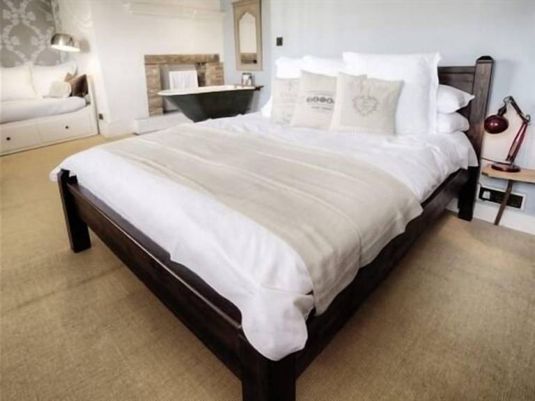 Accommodation Devizes
