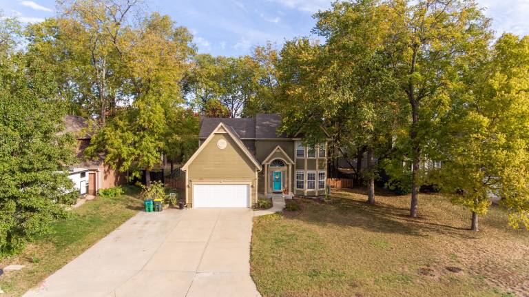 House Spring Hill