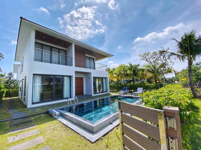 Lodge with garden, patio & BBQ | Close to the beach | Good for workation | Pets allowed — photo 3