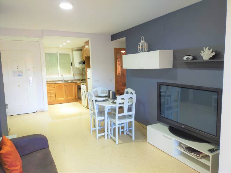 Rental apartment with yard, pool & terrace | Sea view — photo 2