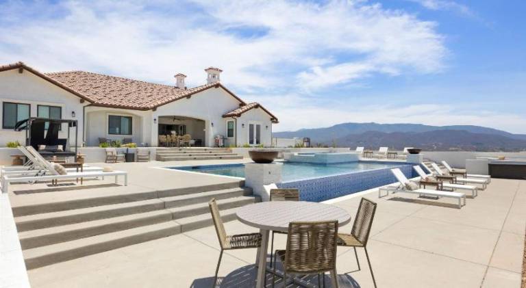 Villa with hot tub & pool in Temecula, CA