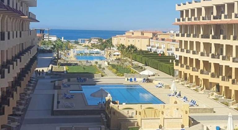 SELENA BAY Luxury Suite beach front hurghada Arena Bar & restaurant سويت فاخر سيلينا باى — photo 3