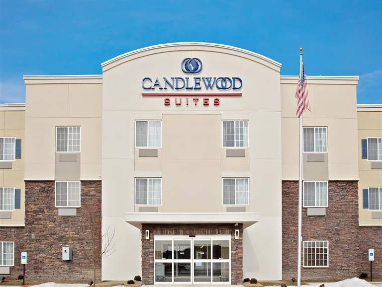 Candlewood Suites Champaign Urbana Univ Area Hotel By IHG in Champaign, IL