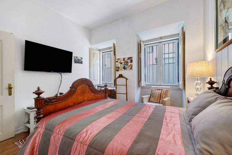Apartment 'Cantinho Lusitano in Príncipe Real' with Wi-Fi and Air Conditioning — photo 5