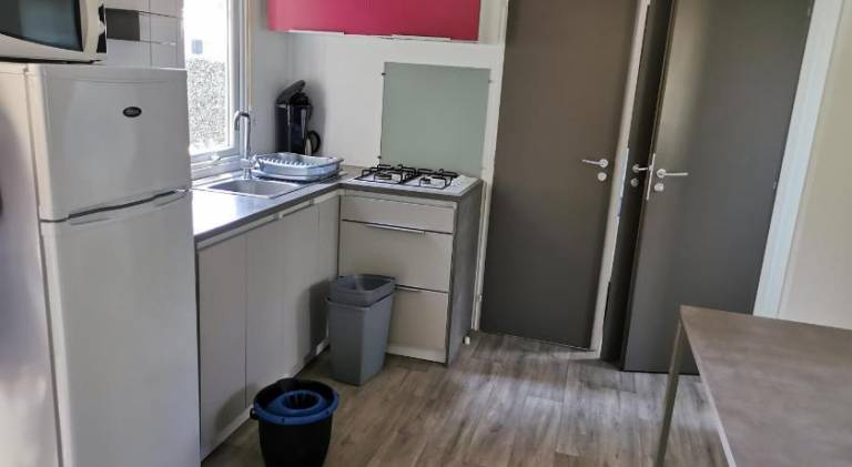 Charming chalet with pool | Next to the beach | Pets are welcome — photo 3