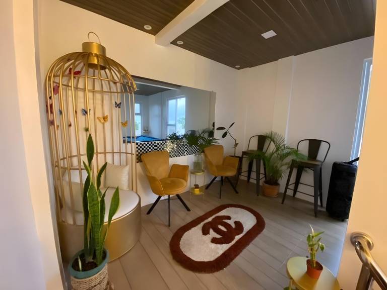 Vacation home with barbeque & garden — photo 5