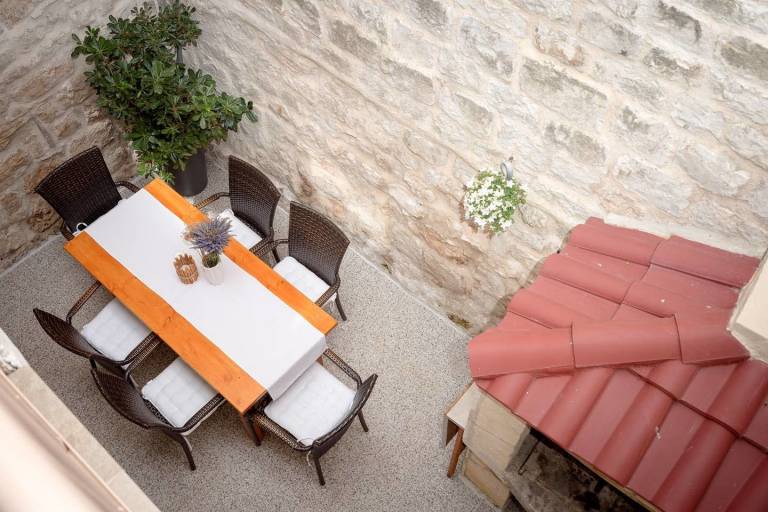 Vacation home with barbecue | City view — photo 5