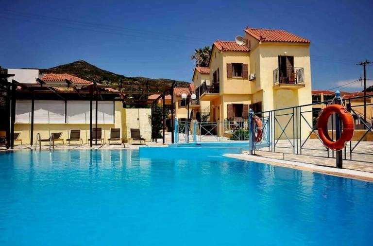 Aparthotel  Kampos Marathokampou