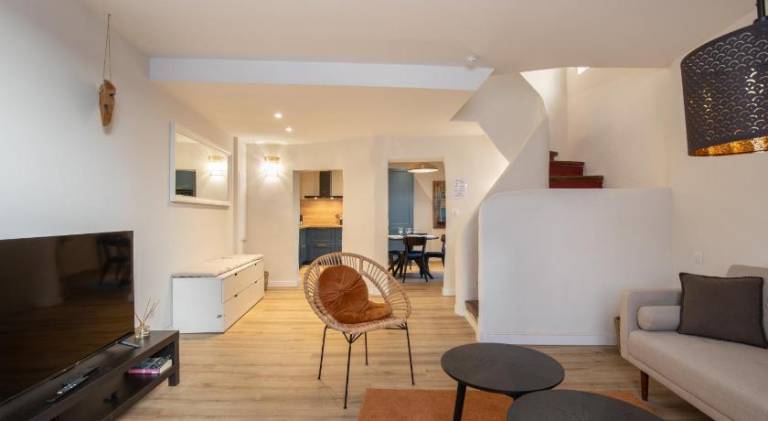 Apartment with 4 rooms for 8 persons — photo 2