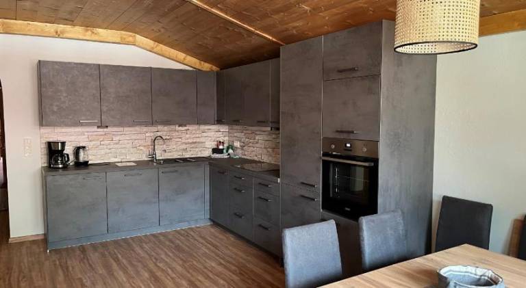 Nice serviced apartment with patio, garden & sauna | Suitable for remote work | Pets allowed — photo 5