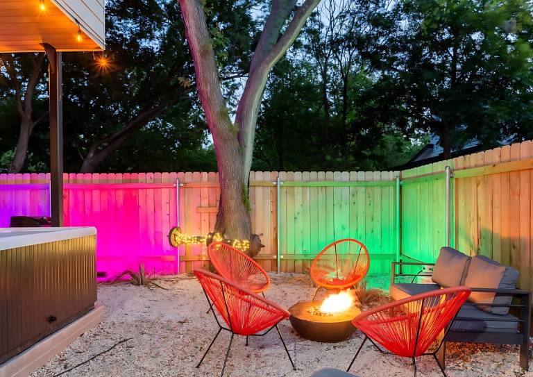 Stylish Clubhouse Retreat w Hot Tub near Downtown