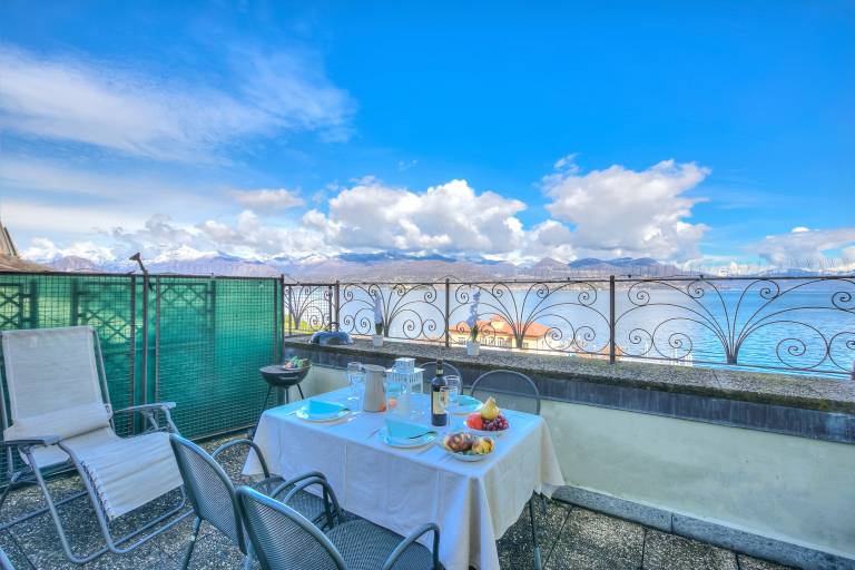 Penthouse Stresa