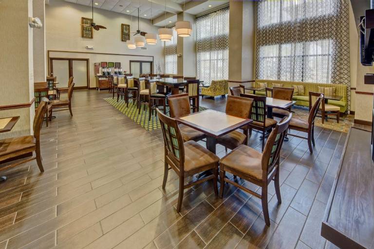 Hampton Inn & Suites Clermont — photo 4