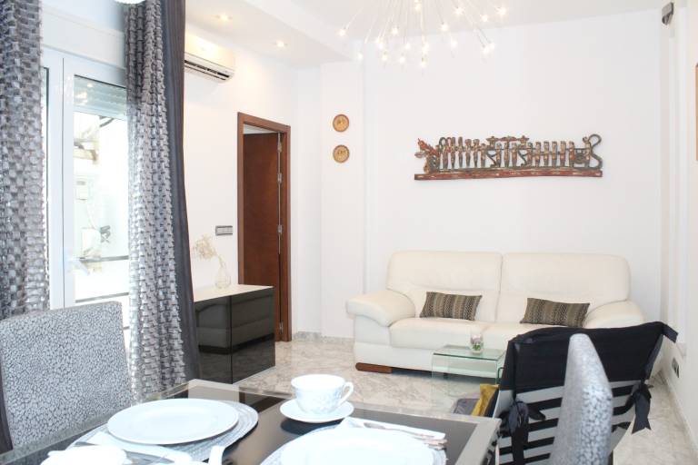 Rental apartment with fast internet | Near Puerta de la Macarena in Seville