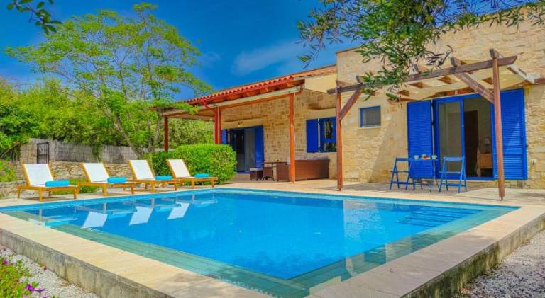 Βίλα Λευκά Όρη