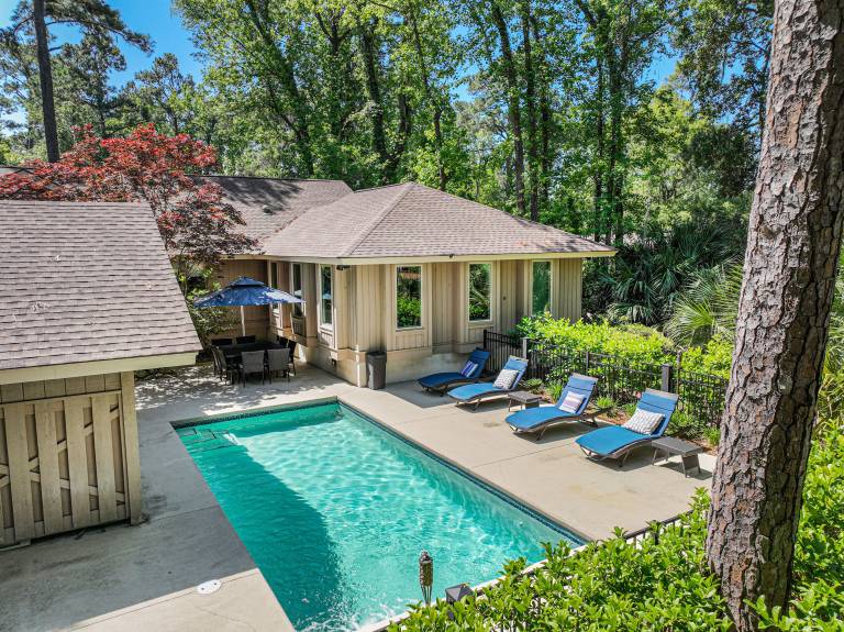 House with private pool & barbeque | City view in Hilton Head Island, SC