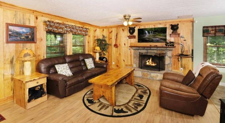 Vacation home with jacuzzi | Dogs allowed — photo 2