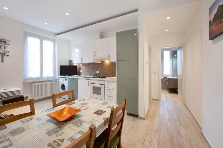 Holiday apartment with 2 rooms for 6 persons — photo 4