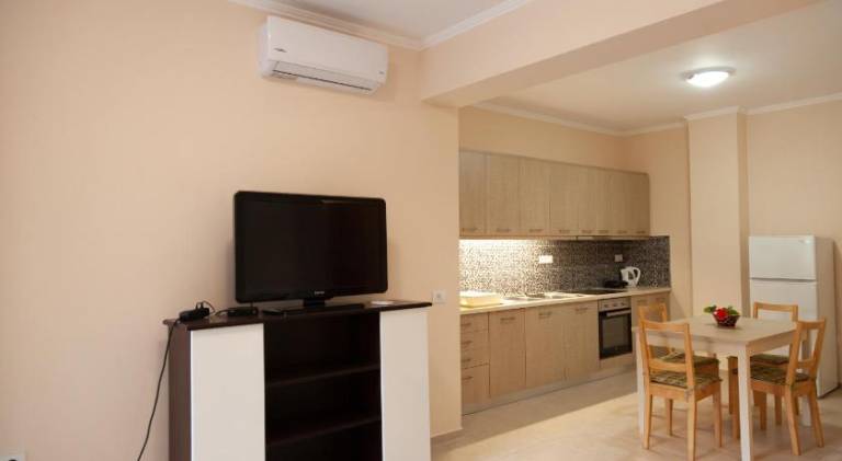 Tsoutsis Apartments — photo 5