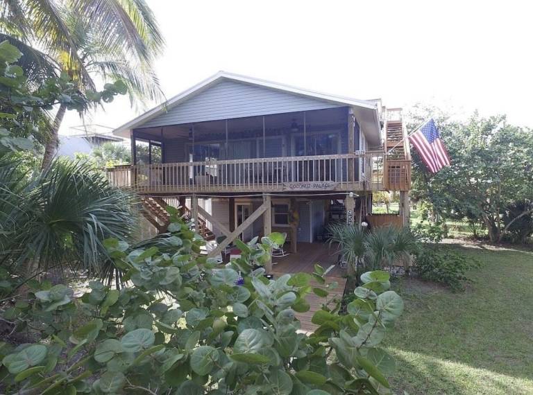 House  Placida