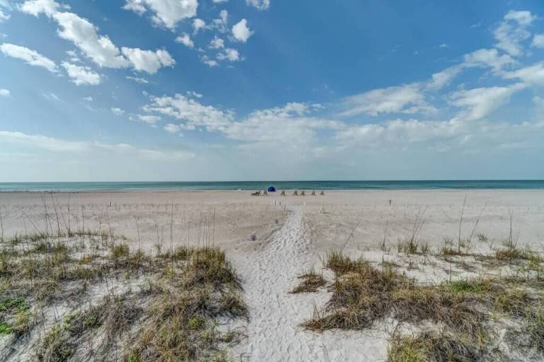 House Holmes Beach