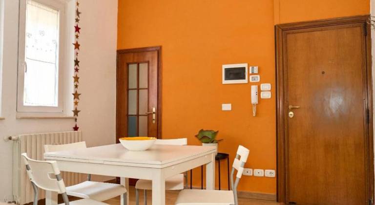 Nice rental apartment | Near Two Towers | Dogs allowed — photo 3