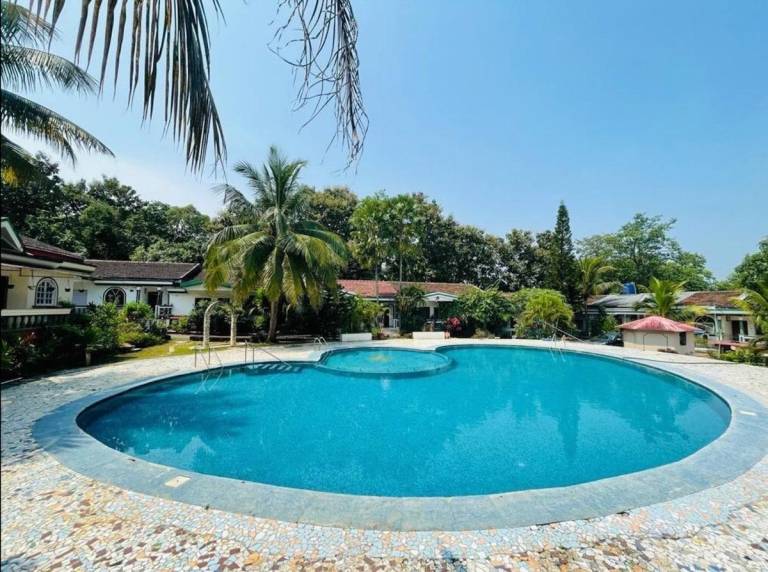 Vacation home with pool | Perfect for remote work — photo 3