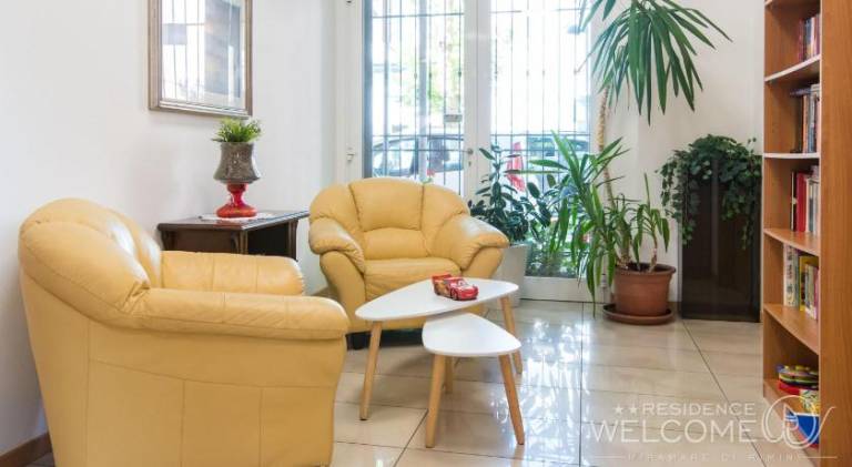 Serviced apartment with terrace — photo 5