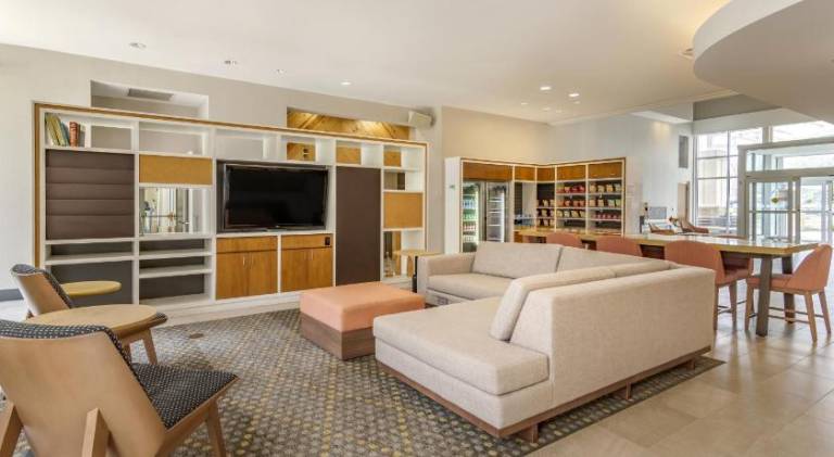 Holiday Inn Atlanta–Gas South Arena Area by IHG — photo 2