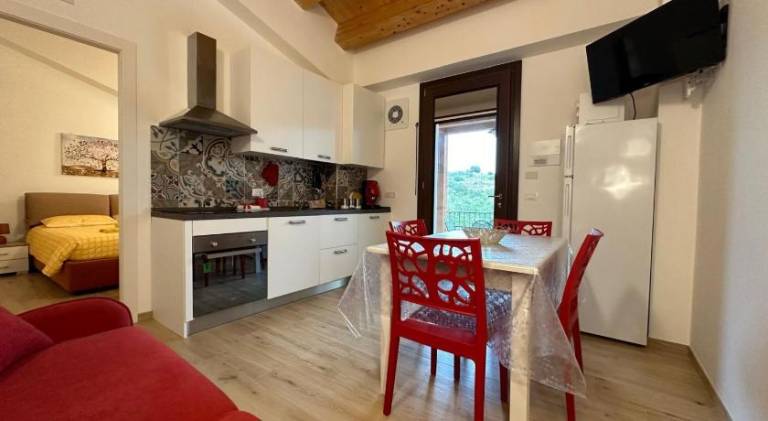House with 2 rooms for 5 persons — photo 2
