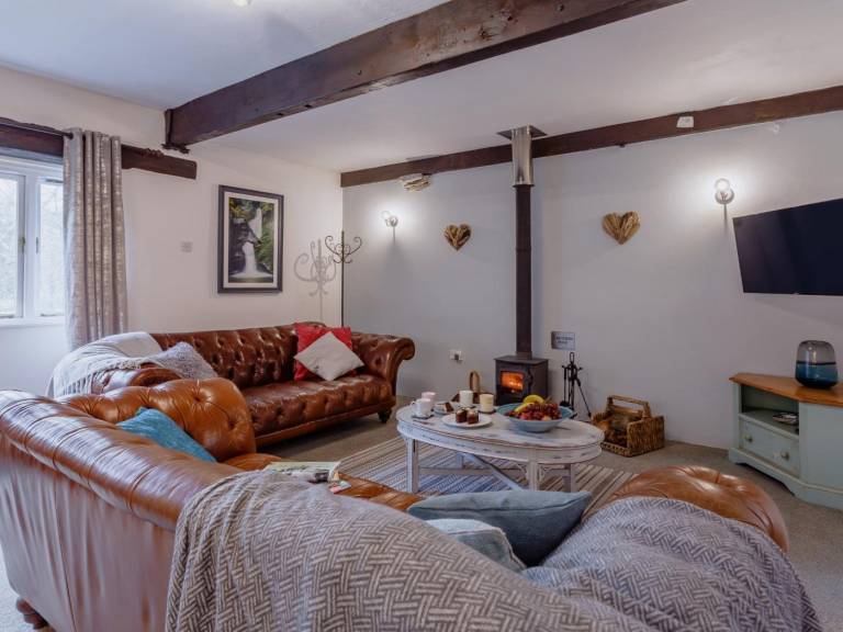 Cottage with 2 rooms for 4 persons — photo 3