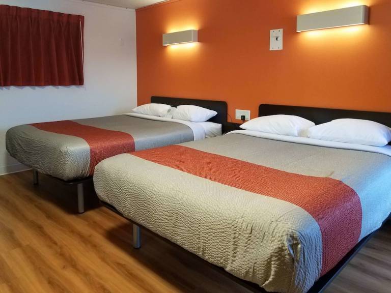 Motel  Cranbrook